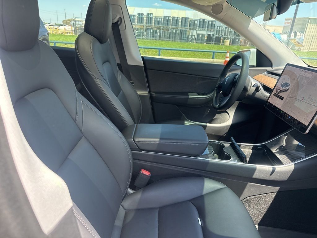 2021 Tesla Model Y Long Range White at AutoSavvy Houston Northwest