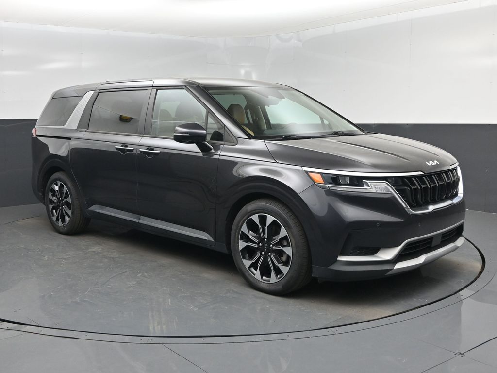 2022 Kia Carnival EX FWD