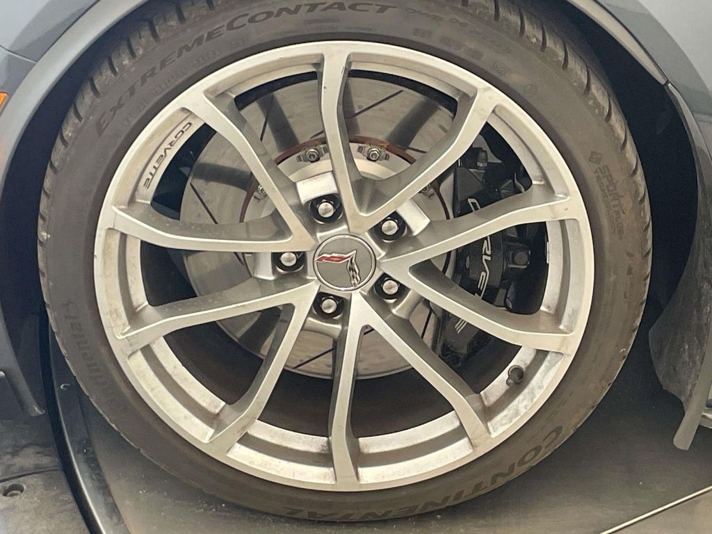 2019 Chevrolet Corvette Grand Sport - 10