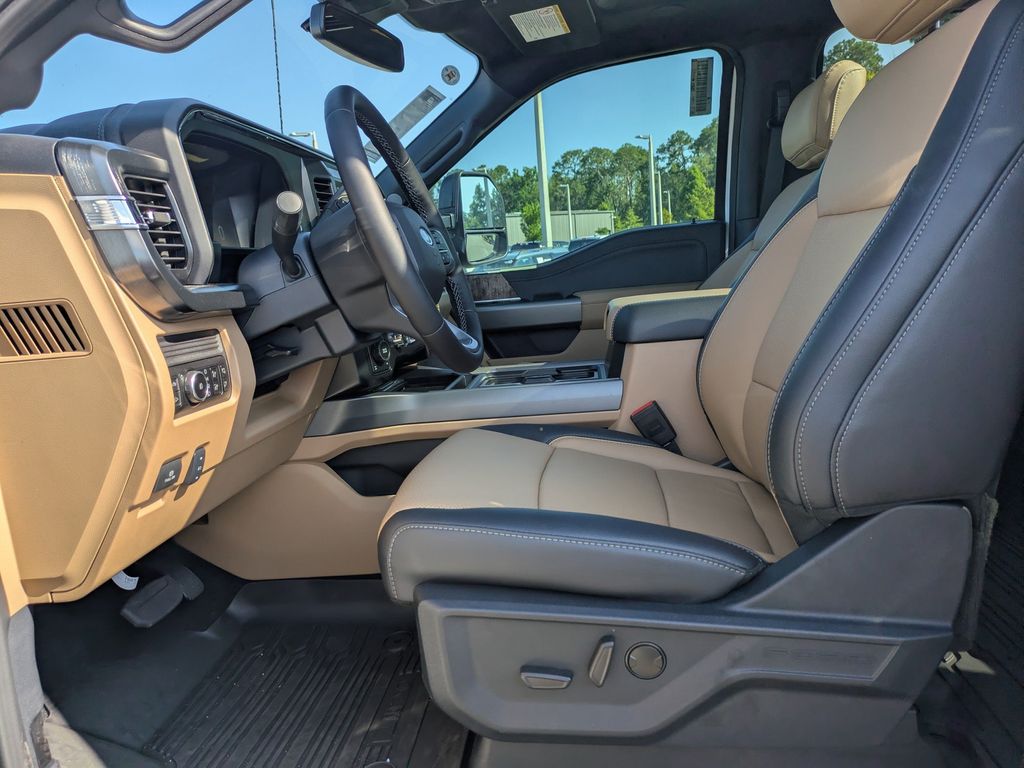 2026 Ford F-250 Super Duty LARIAT