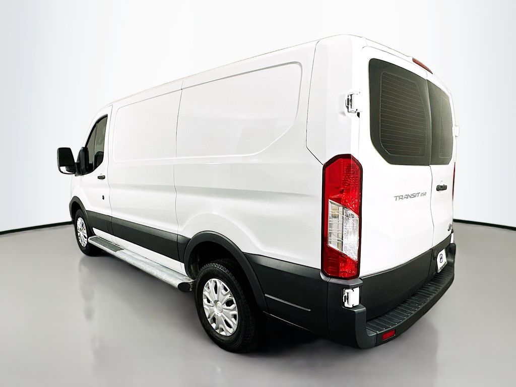 Thumbnail: 2022 Ford Transit Series - 7