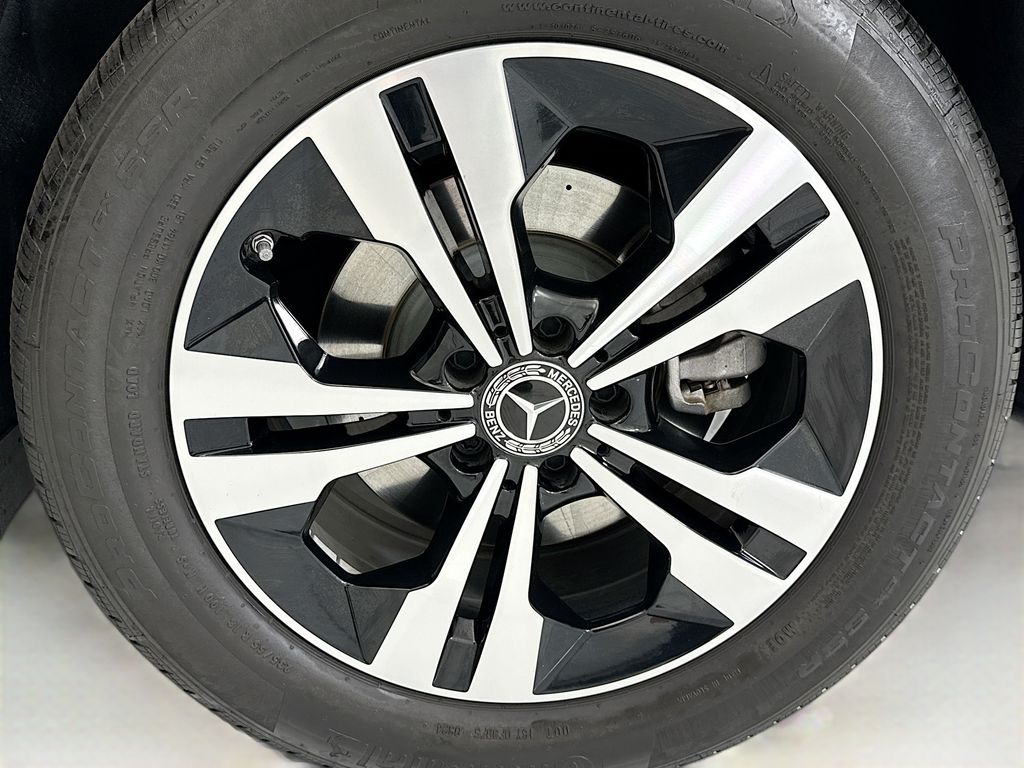 Thumbnail: 2025 Mercedes-Benz GLB - 29