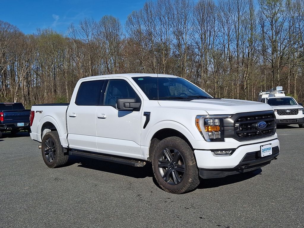Oxford White 2023 Ford F-150 XLT SuperCrew 4WD Pickup Truck Four-Wheel Drive Automatic