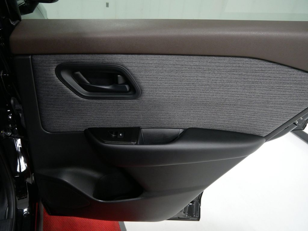 Used 2023 Nissan Rogue SUV