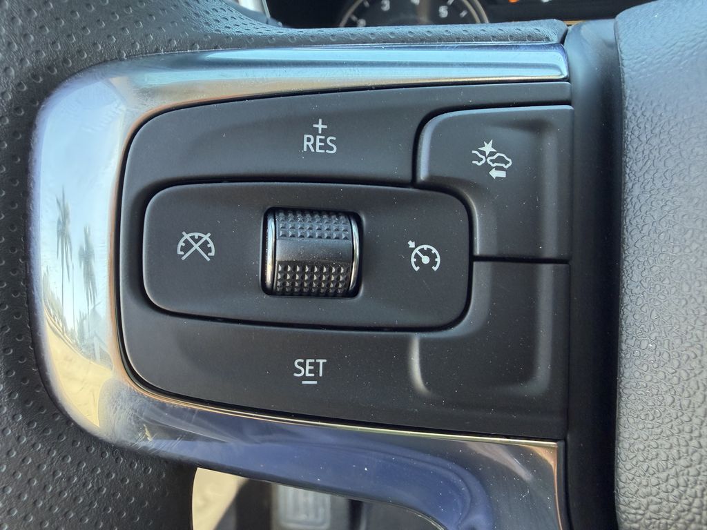 new 2026 Chevrolet Blazer car, priced at $34,295