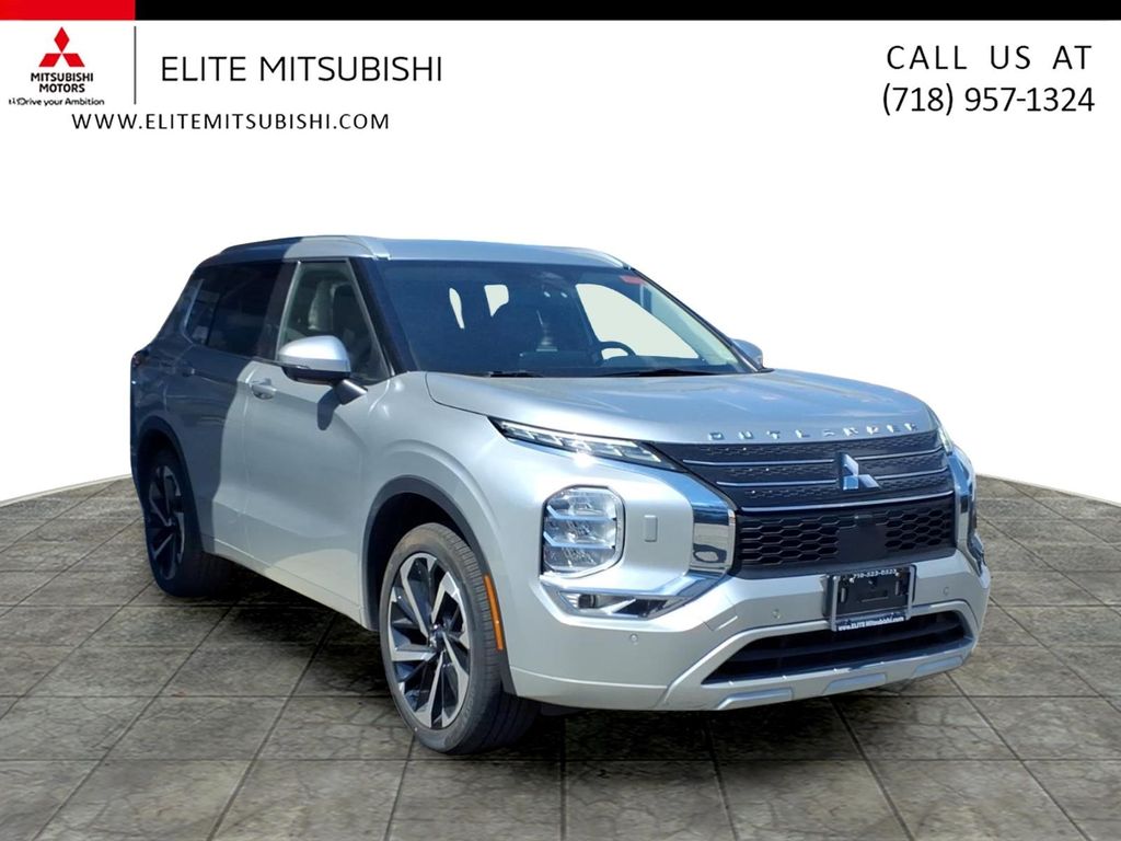 2022 Mitsubishi Outlander SEL Special Edition S-AWC's photo