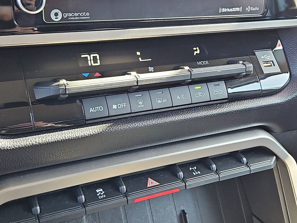 Thumbnail: 2023 Toyota Tundra - 17