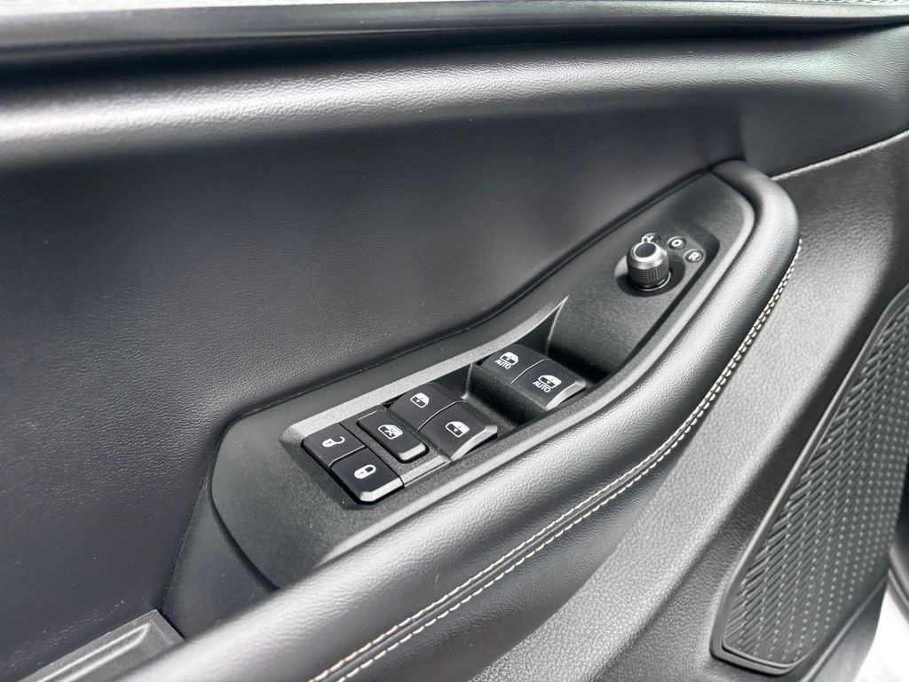 Used Car 2025 Jeep Grand Cherokee  Altitude For Sale Under $40,000 In Austin, Texas