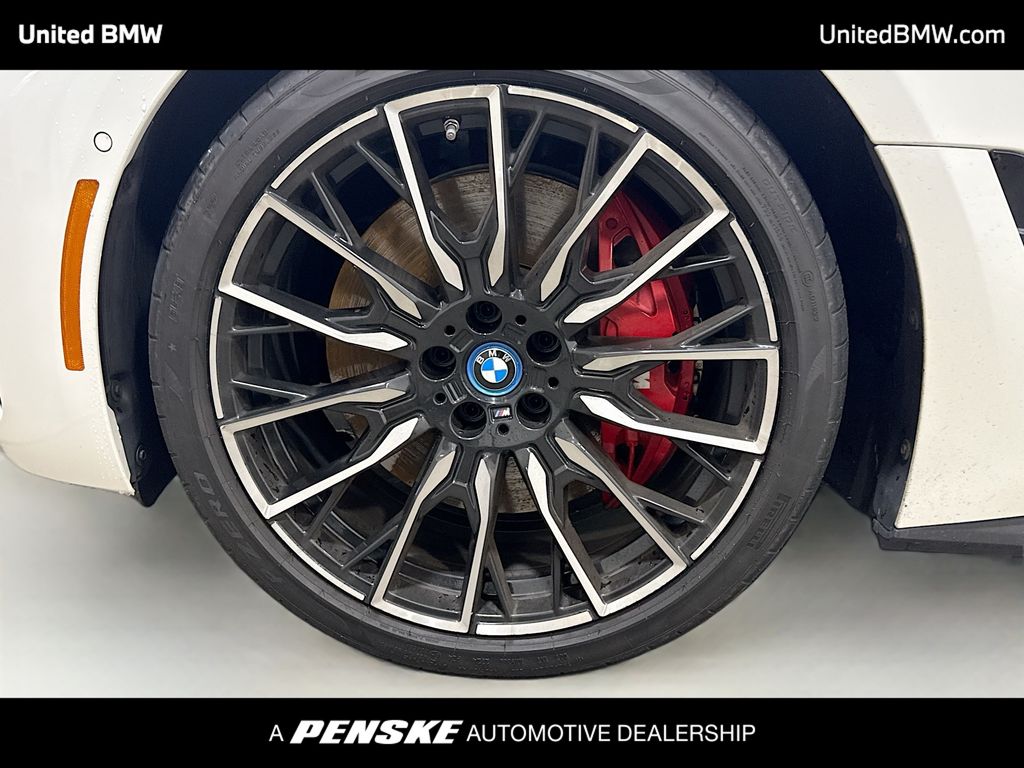Thumbnail: 2023 BMW i4 - 2