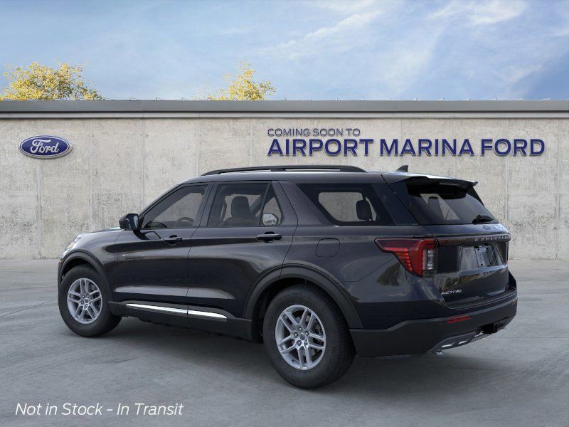 2025 Ford Explorer Active 5