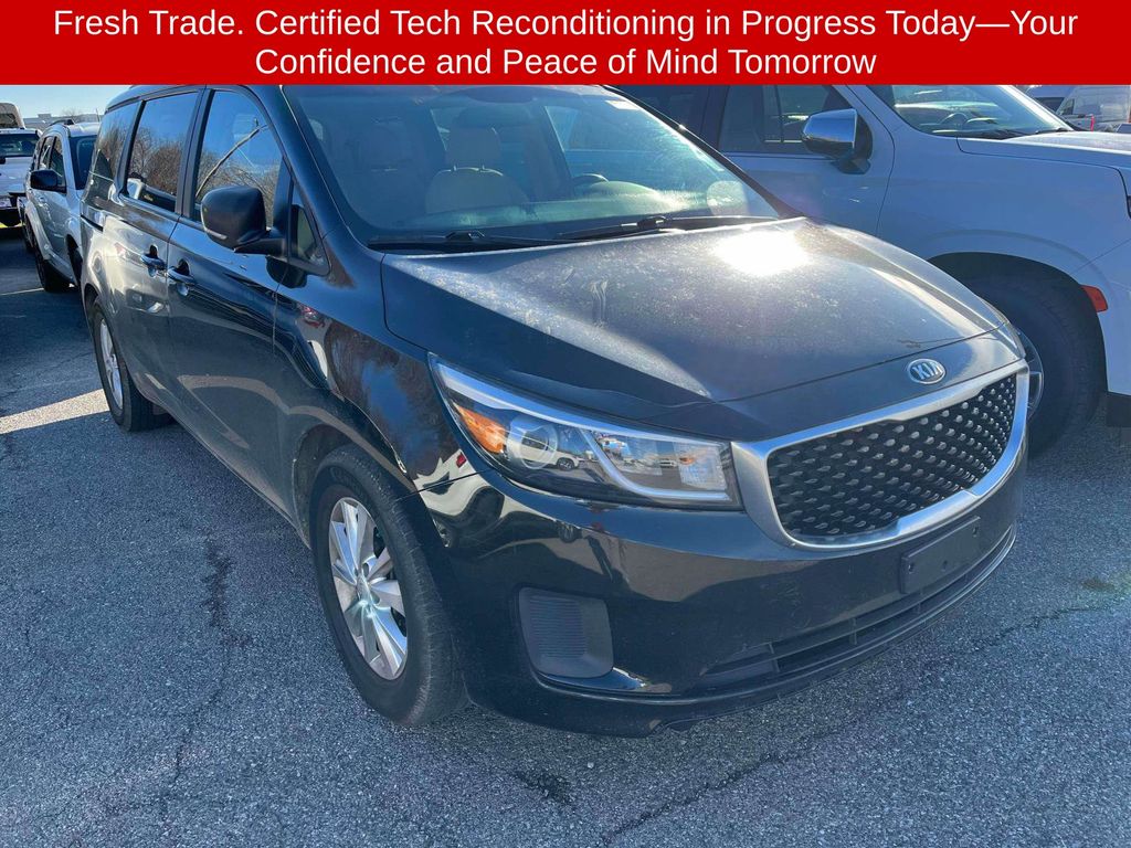 2016 Kia Sedona LX