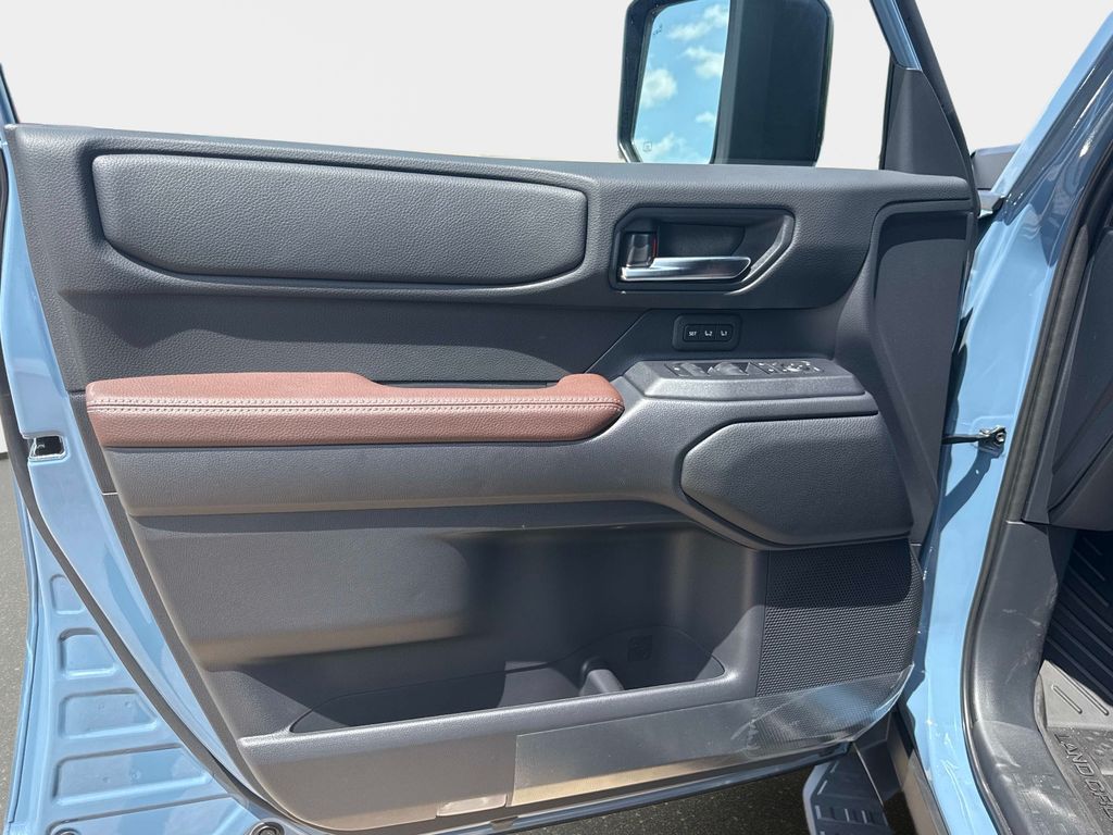 New 2027 Toyota Land Cruiser SUV