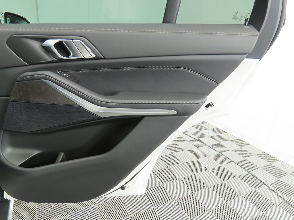 Thumbnail: 2025 BMW X5 - 27