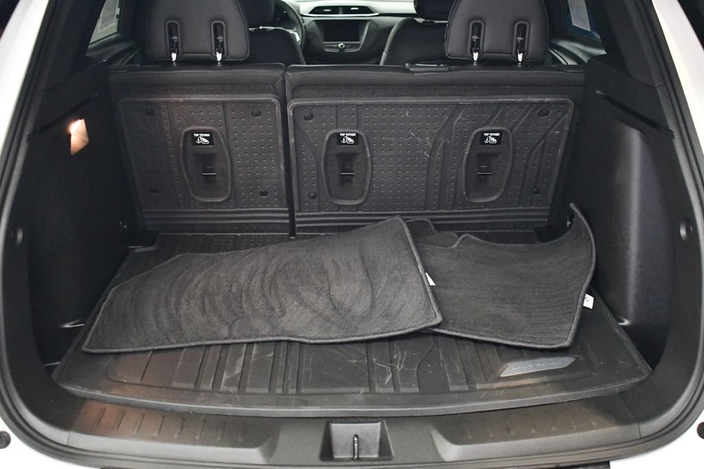 Thumbnail: 2023 Chevrolet TrailBlazer - 5