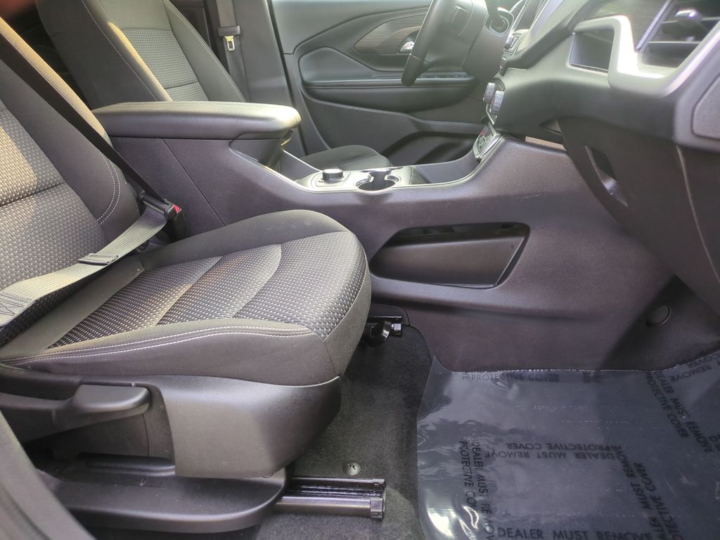 2024 GMC Terrain FWD SLE