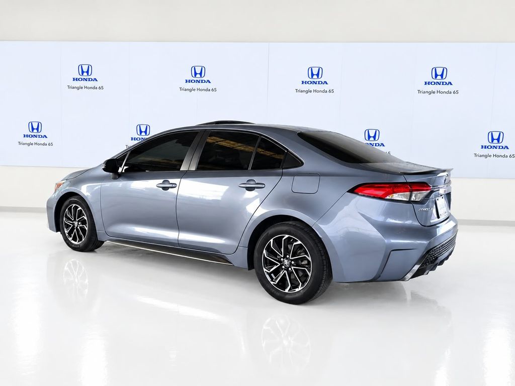 Thumbnail: 2022 Toyota Corolla - 4