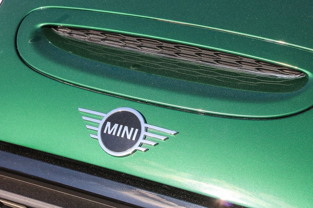 2022 MINI Cooper S Signature 5