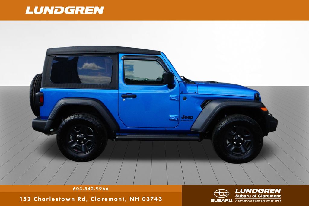 Used 2025 Jeep Wrangler SUV
