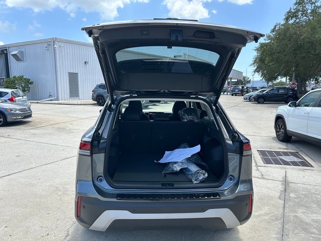New 2026 Platinum Gray Volkswagen 2.0T SE image 33