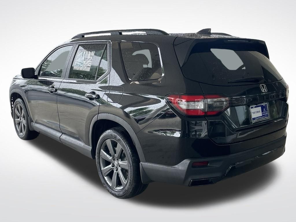 Thumbnail: 2026 Honda Pilot - 4