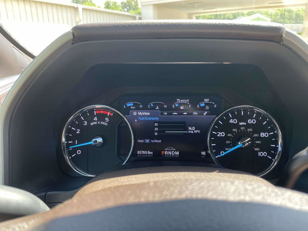 2022 Star White Metallic Tri-Coat Ford Super Duty F-250 SRW King Ranch 4X4 Truck