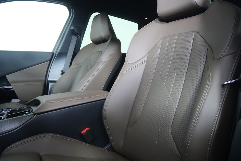 Thumbnail: 2026 BMW X3 - 11