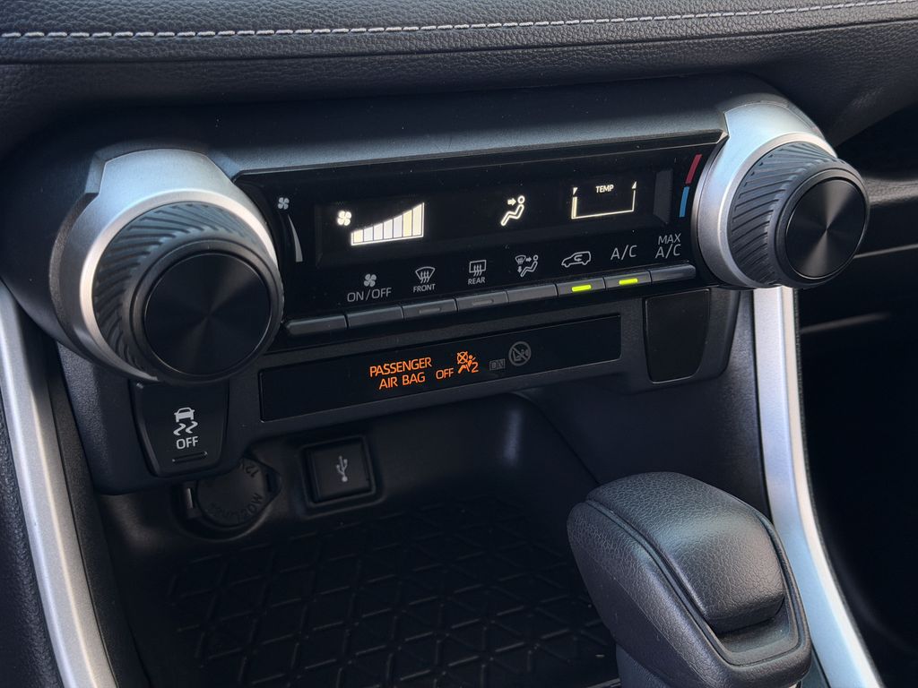 Used 2020 Toyota RAV4 SUV