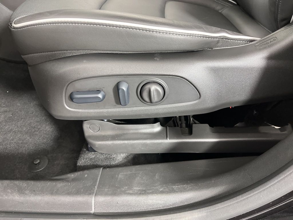 Thumbnail: 2025 Buick Encore GX - 22