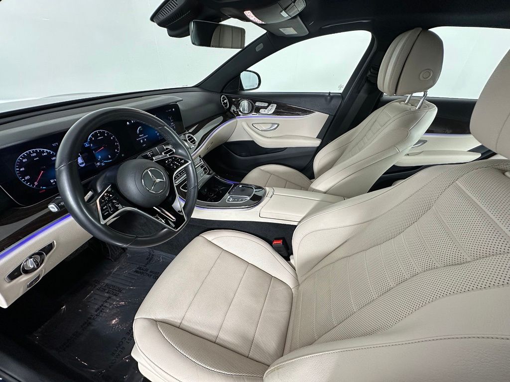 Thumbnail: 2021 Mercedes-Benz E-Class - 4