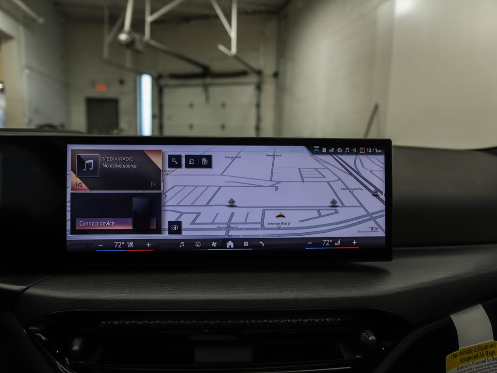 Thumbnail: 2025 BMW 4 Series - 14