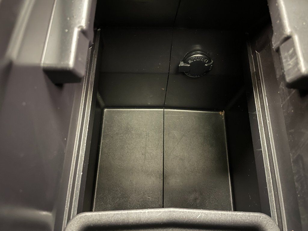 Thumbnail: 2021 Toyota Highlander - 31
