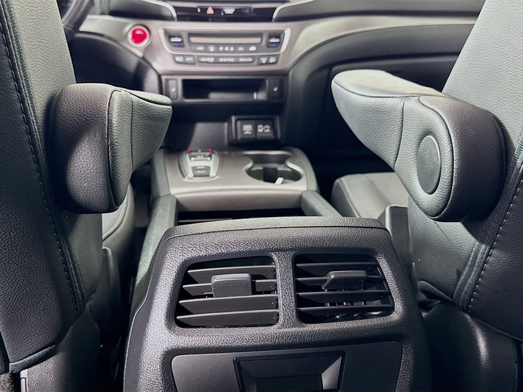 Used Car 2021 Honda Pilot  Special Edition For Sale Under $30,000 In Austin, Texas