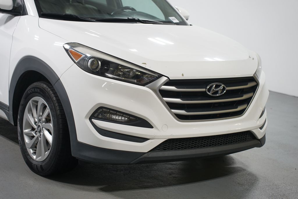 Thumbnail: 2018 Hyundai Tucson - 4