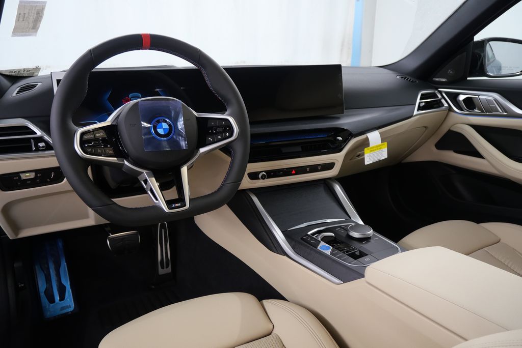 2025 BMW i4 M50 19