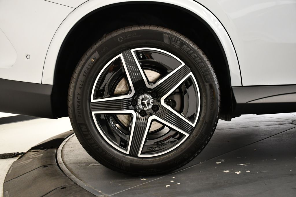 Thumbnail: 2026 Mercedes-Benz GLC - 15