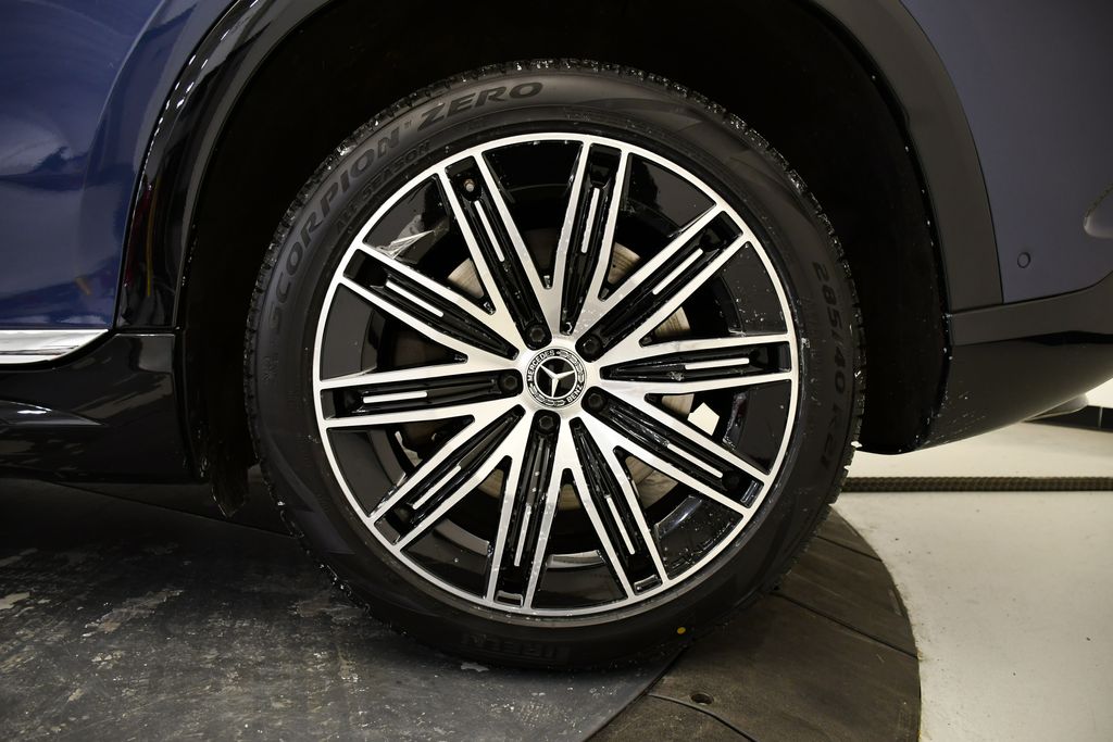 Thumbnail: 2023 Mercedes-Benz EQS - 13