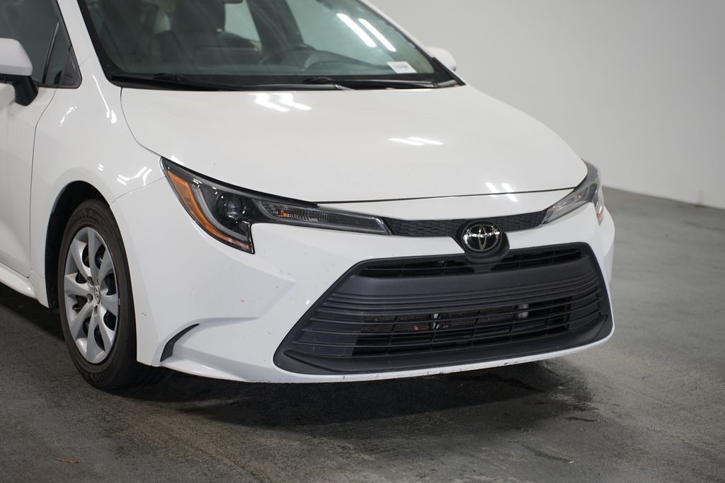 2023 Toyota Corolla LE 4