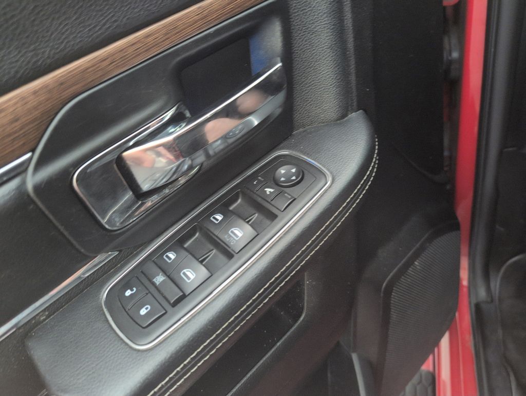 Used 2014 Red Ram Laramie image 33