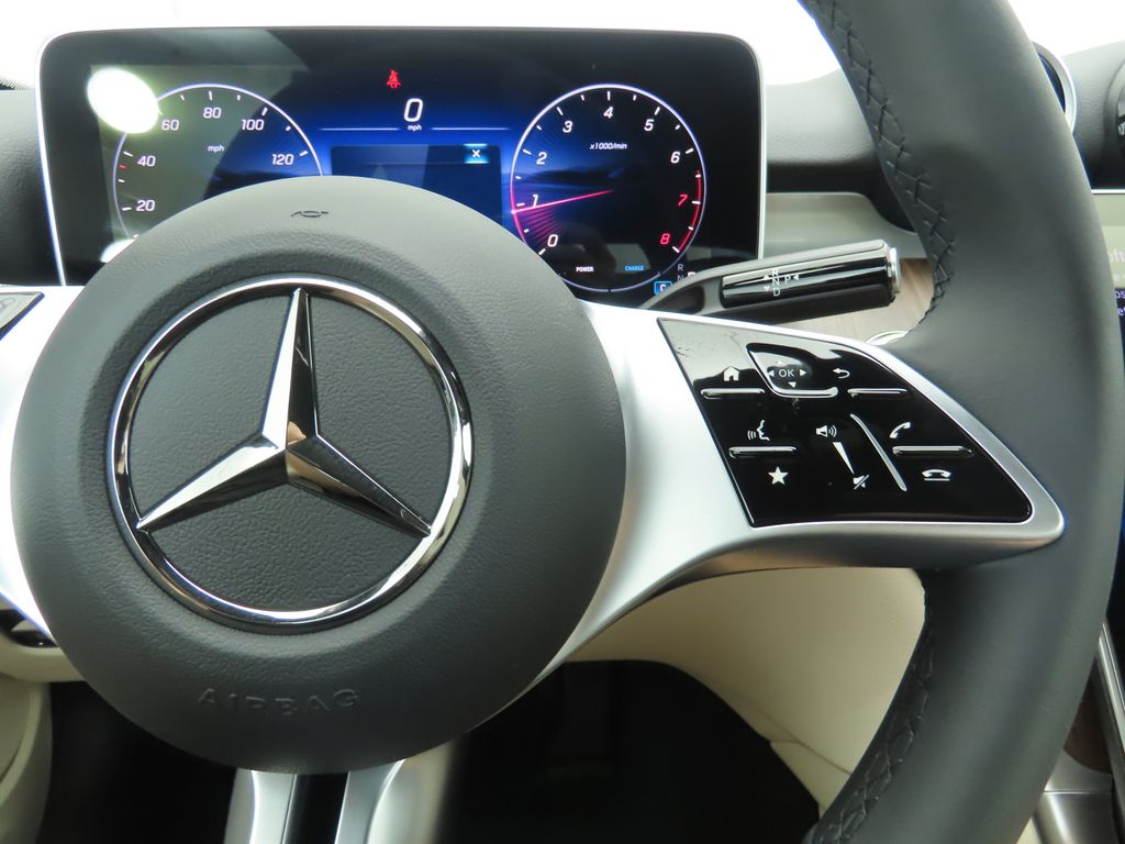 Thumbnail: 2025 Mercedes-Benz C-Class - 12