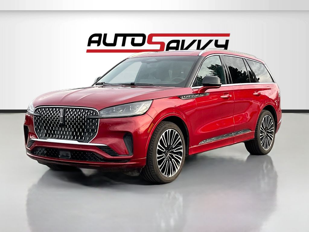 Used 2025 Red Lincoln Black Label image 3