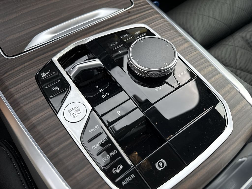 Thumbnail: 2026 BMW X5 - 20