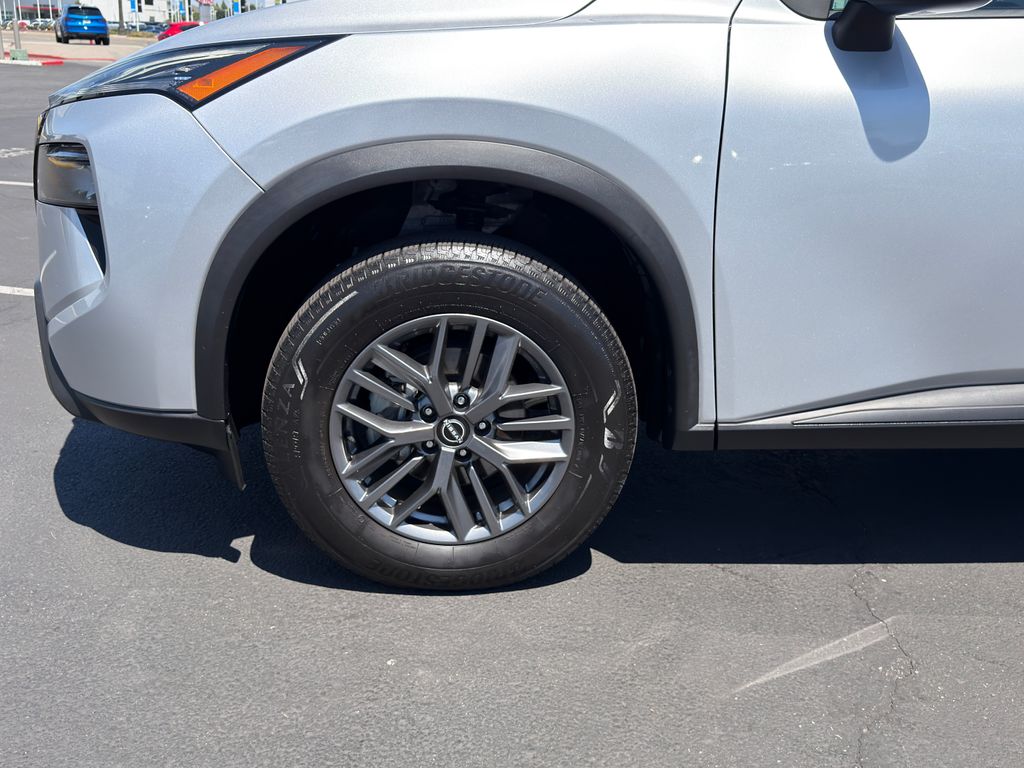 Thumbnail: 2024 Nissan Rogue - 5