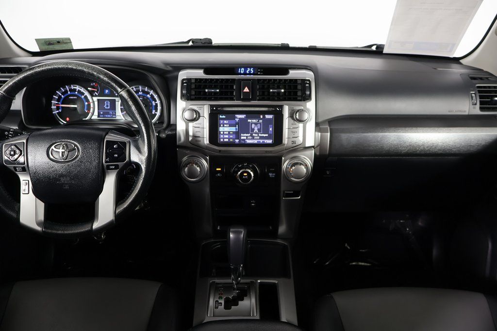 Thumbnail: 2015 Toyota 4Runner - 8