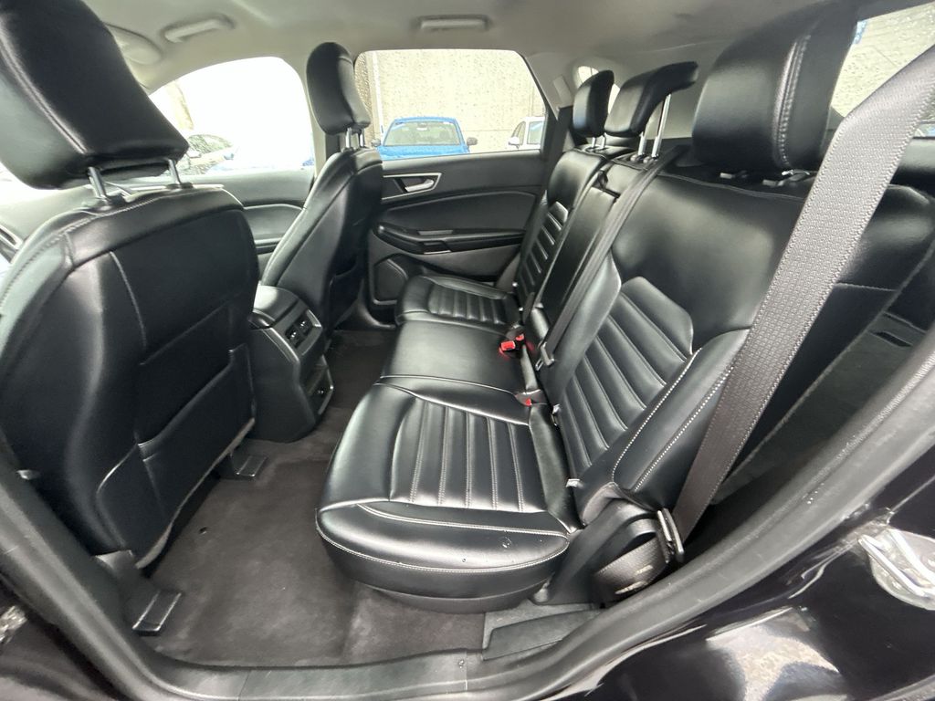 Thumbnail: 2024 Ford Edge - 21