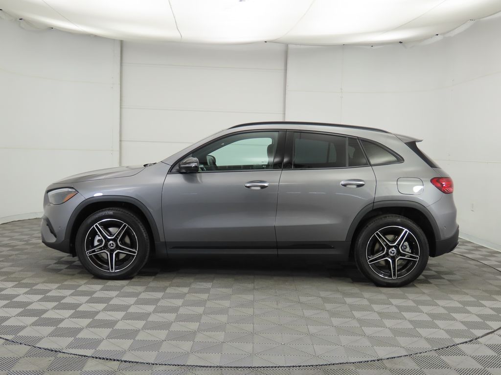 Thumbnail: 2026 Mercedes-Benz GLA - 8