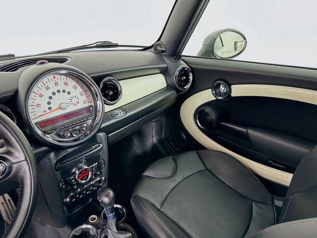 2012 MINI Cooper Base 22