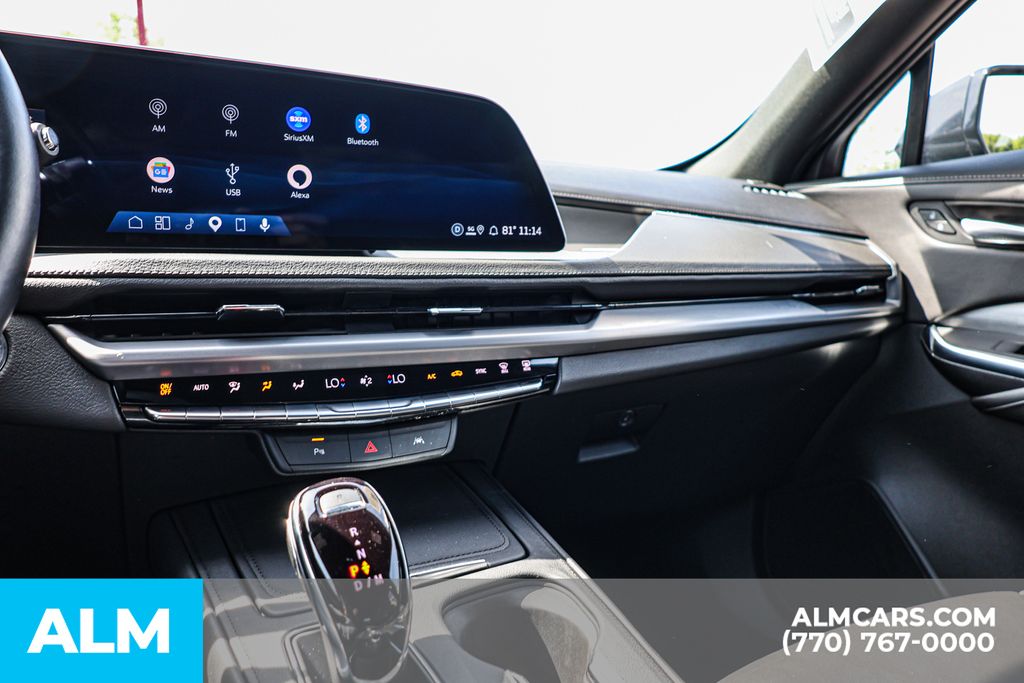 Used 2025 Black Cadillac Premium Luxury image 39