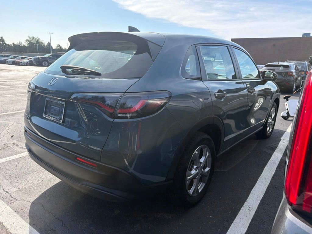 Thumbnail: 2024 Honda HR-V - 3