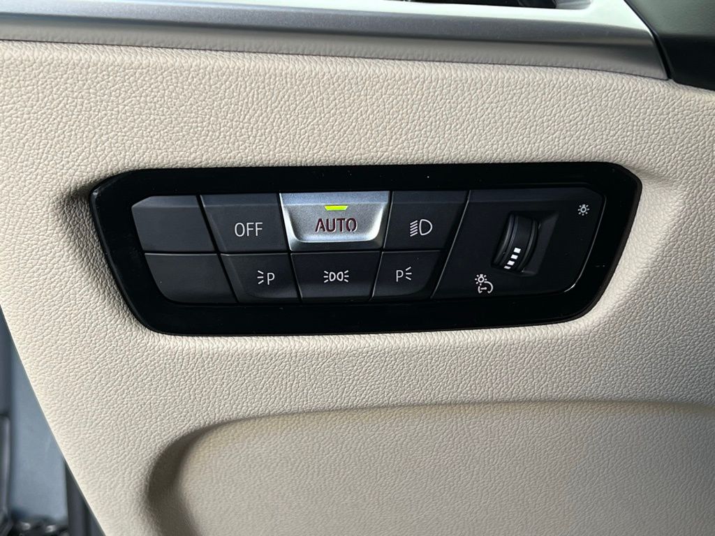 Thumbnail: 2026 BMW 4 Series - 25