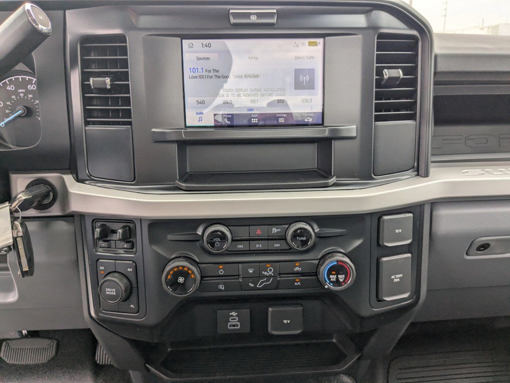 2025 Ford F-550 Super Duty 